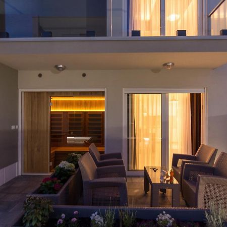 Guest House Petra Trogir Exterior foto